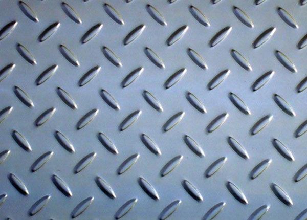 Alloy Steel Gr 11 Chequered Plates